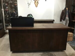 desk Ambience Mall - Gurgaon